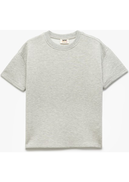 Yeni Sezon Viskon Karışımlı Bisiklet Yaka Basic Kısa Kollu Oversize Sweatshirt