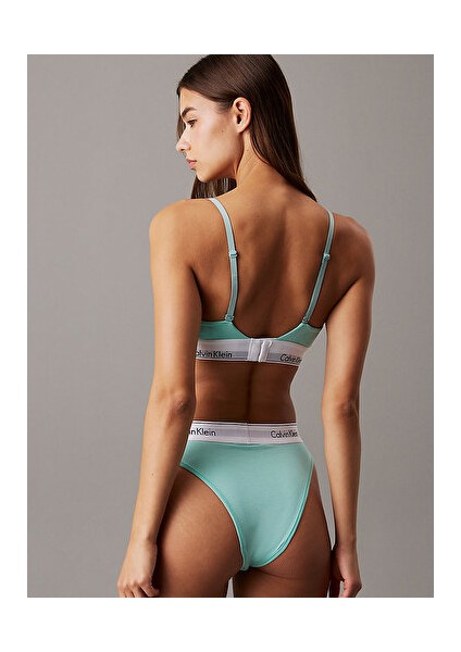 Lıghtly Lıned Trıangle fiyatları