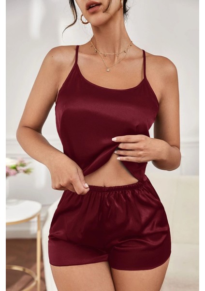 Kadın Bordo Asimetrik Sırt Dekolte Detaylı Şık Şortlu Gecelik Takım fırsatları