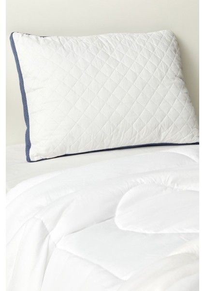 Mikro Elyaf Destekleyici Yastık 50x70 cm Orta Sert Klimalı Kapitone Pamuk Beyaz