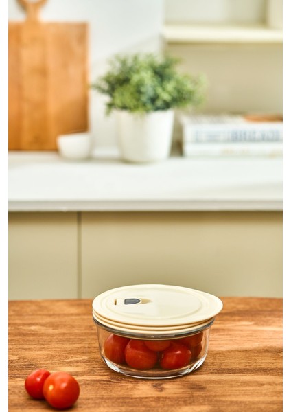 Cream Vakumlu Kapaklı Cam Saklama Kabı 0.6 Lt