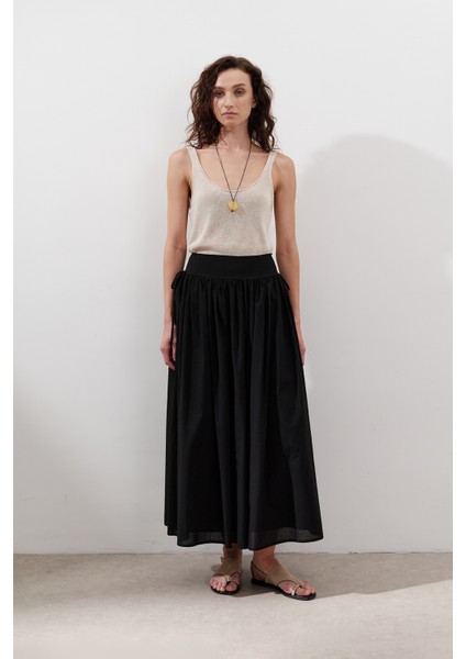 Bağlama Detaylı Geniş Etek Siyah