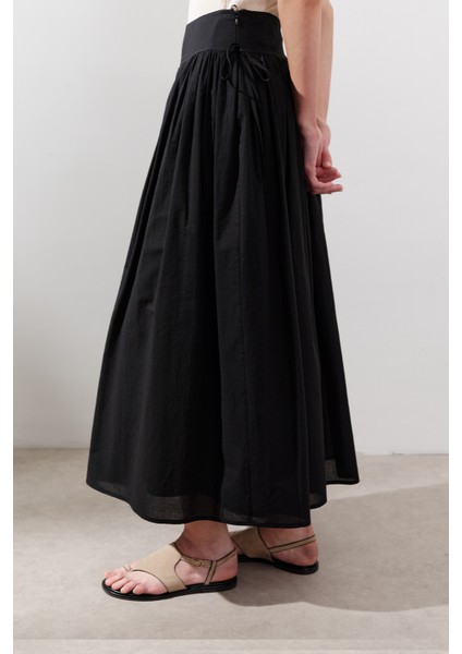 Bağlama Detaylı Geniş Etek Siyah fırsatları