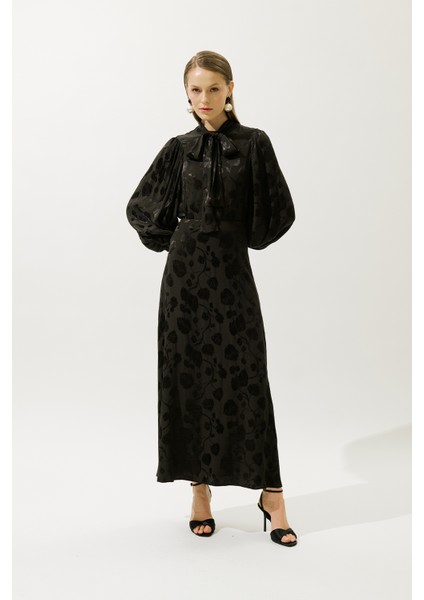 Jakarlı Saten Etek Kahverengi fiyatları