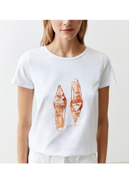 Kadın Ayakkabı Baskılı Beyaz Regular Fit Tişört