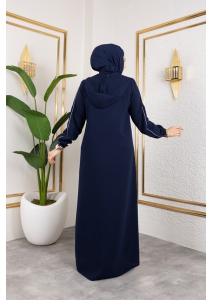 Biyeli Şerit Metal Aksesuar Detaylı Ferace / Lacivert - F0144