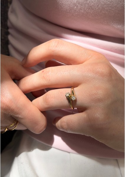 14 Ayar Altın Taşlı Kuyruk Yıldızı Yüzük