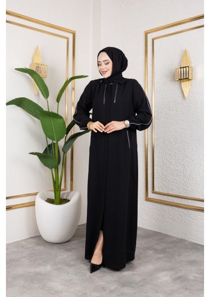 Biyeli Şerit Metal Aksesuar Detaylı Ferace / Siyah - F0144