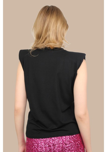 Siyah Yaprak Nakışlı Kolsuz T-Shirt indirimleri
