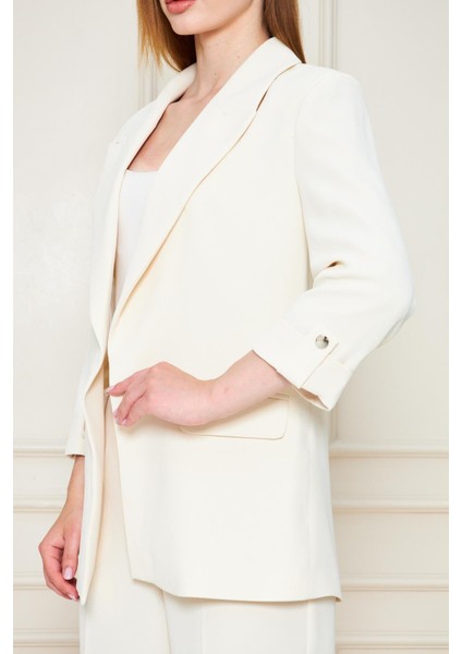 Kısa Kol Nikel Düğmeli Krep Takım Krem