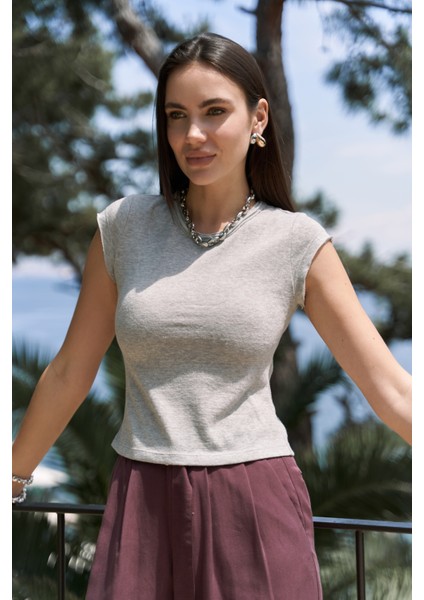 Kensal Dar Kesim Gri T-Shirt fiyatları