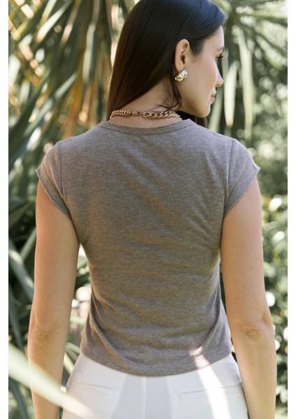 Kensal Dar Kesim Vizon T-Shirt indirimleri