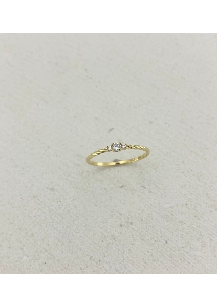 14 Ayar Altın Minimal Taşlı Burgu Yüzük modelleri