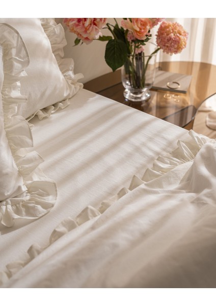 Obernai King Size %100 Pamuk Fırfırlı Düz Yıkamalı Nevresim Takımı - Beyaz indirimleri