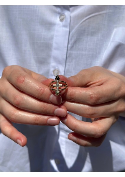 14 Ayar Pembe Taşlı Oklu Yüzük 916 modelleri