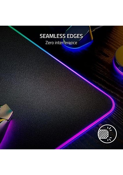 Strider Chroma - Razer Chroma Rgb ile Hibrit Oyun Mouse Mat (Hibrit Yumuşak/sert Mat, 19 Chroma Rgb Aydınlatma Bölgesi, Kaymaz Taban, Dikişsiz Kenarlar) Siyah