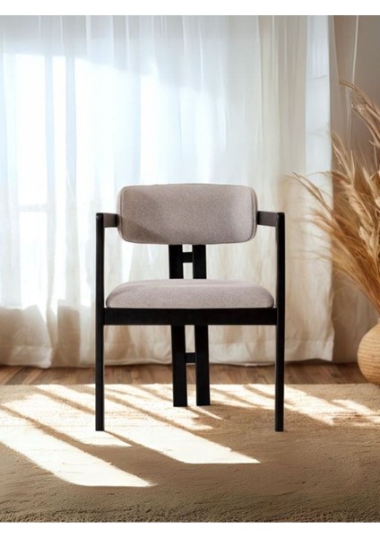 Narvik Iskandinav Sandalye, Metal