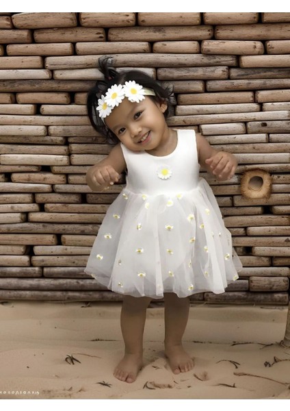 Babyzey Papatya Nakışlı Beyaz Tütülü Bebek Elbise