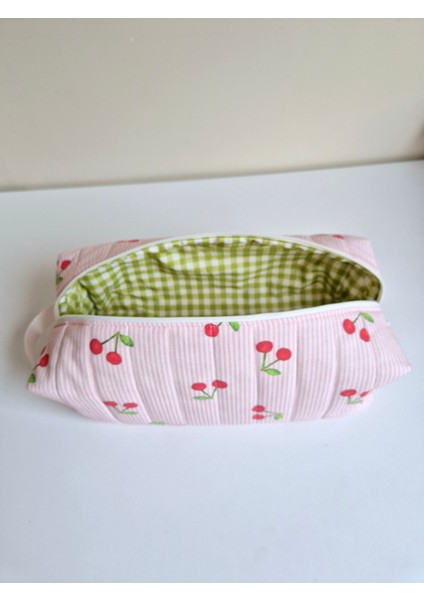 Pembe Çizgili Kiraz Desenli Dyson Airwrap Uyumlu Saç Şekillendirici Çantası | Makyaj ve Kozmetik Organizer | Fermuarlı, Pamuklu Astarlı, 35X14X12 cm