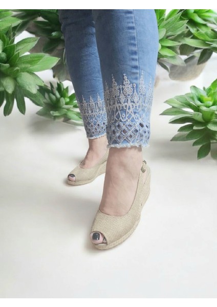 Kadın Dolgu Topuklu Rahat Yazlık Keten Sandalet
