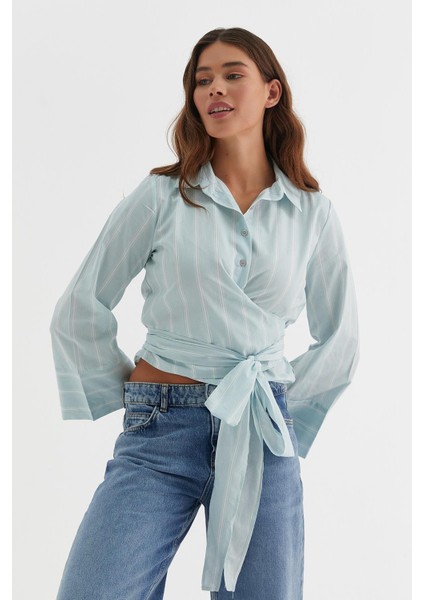 Çizgili Belden Bağlamalı Gömlek Su Yeşili fırsatları