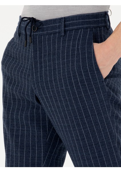 Erkek Lacivert Slim Fit Yün Karışımlı Çizgili Kumaş Pantolon 50273654-VR033