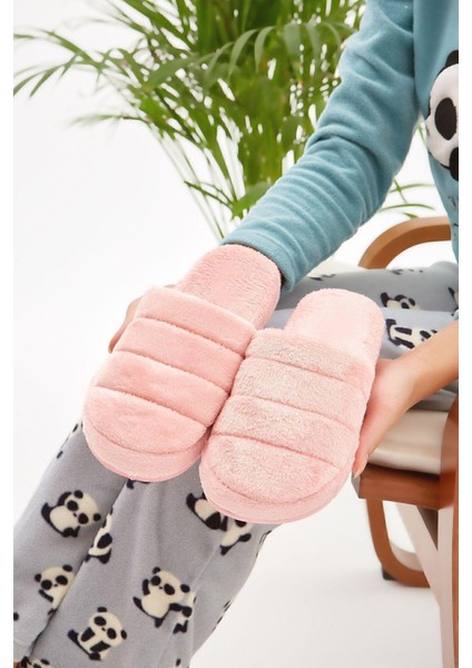 Pudra Önü Kapalı Sessiz Taban Terlik Ev Terliği