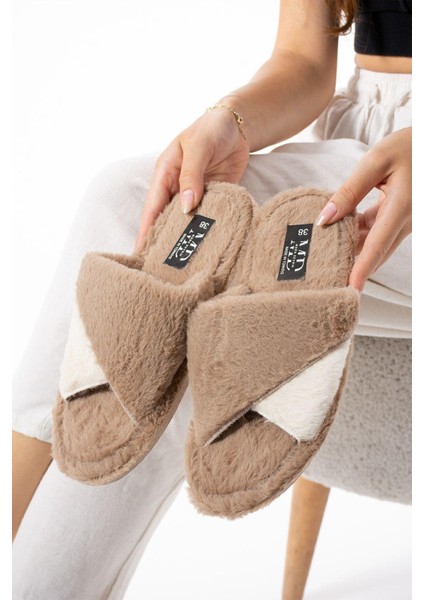 Taba Kışlık Dikişli Taban Çinçila Peluş Kumaş Burgu Terlik Sessiz Taban Ev Terliği fiyatları