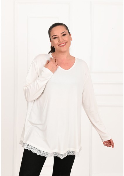 Kadın Etek Ucu Güpür Dantel Detaylı Büyük Beden Bluz 1386-23 modelleri