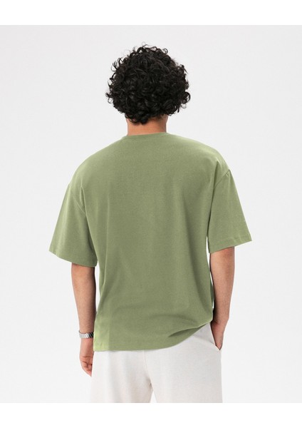 Erkek Açık Yeşil Oversize T-Shirt - Organik Pamuk, Düşük Omuz, Geniş Kalıp, Bisiklet Yaka, Spor Görünüm fiyatları