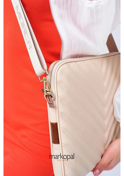 Omuz Askılı Notebook Çanta Tablet Laptop Kılıfı 13"-14" V Model Deri