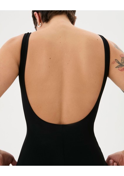 Göğüs Pedli Siyah Low Back Mayo fırsatları