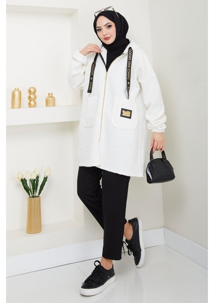 Oversize Buklet Kaban Beyaz HM2657 modelleri