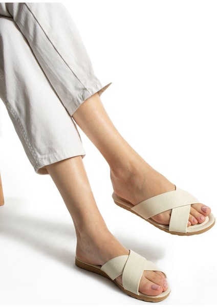 Krem Çapraz Kadın Terlik Dış Mekan ve Ev Terliği fırsatları