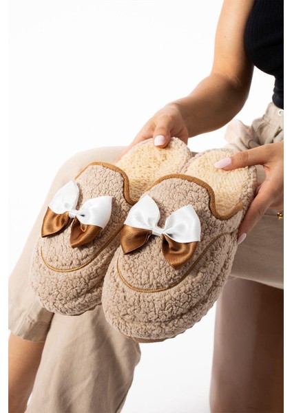 Bej Papyon Kışlık Kadın Terlik