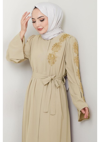 Çiçek Taşlı Kuşaklı Ferace Bej HM2713 fırsatları
