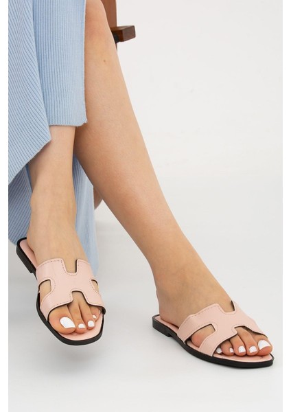 Pudra Önü Yanı Açık Kadın Terlik Dış Mekan Ve Ev Terliği indirimleri