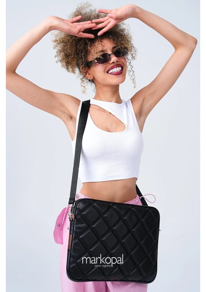 Omuz Askılı Notebook Çanta Tablet Laptop Kılıfı 13"-14" Kapitone Deri Siyah