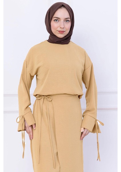 Yandan Bağlamalı Ayrobin Etekli Takım Bej HM2738 fırsatları