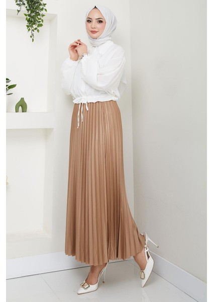 Beli Lastikli Deri Görünümlü Sık Piliseli Etek Camel HM2655 modelleri