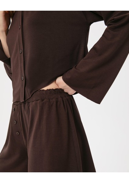 Kahverengi Volanlı Pijama Üstü