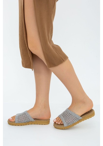 Gri Önü Açık Hasır Örgü Dış Mekan ve Ev Terliği fırsatları