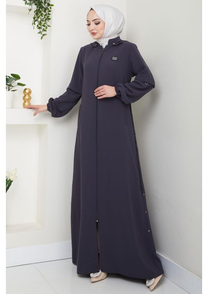 Kapüşonlu Arma ve Taş Detaylı Ferace Füme HM2710 modelleri