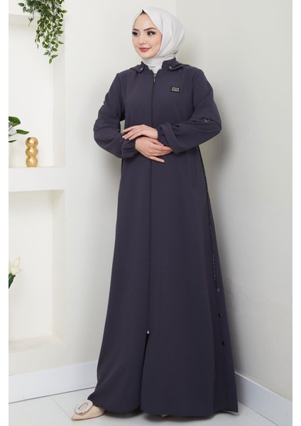 Kapüşonlu Arma ve Taş Detaylı Ferace Füme HM2710 fırsatları