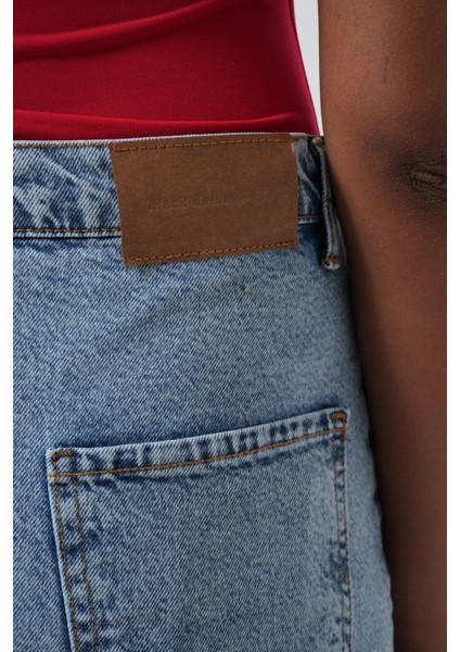 Yırtmaç Detay Denim Midi Açık Mavi Etek