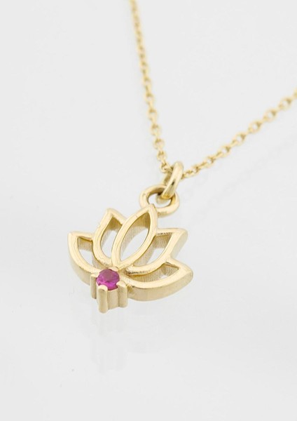 Yakut Lotus Çiçeği Kolye modelleri