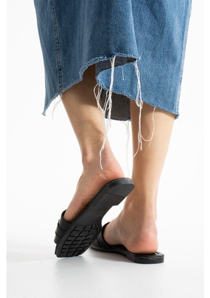 Siyah Zincirli Kadın Terlik Ev ve Dış Mekan Terliği fırsatları