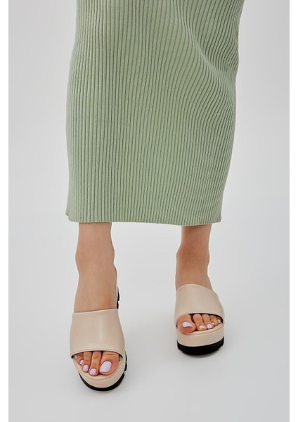 Bej Cilt Düz Dolgu Topuklu Kadın Terliği Yüksek Taban Terlik fırsatları