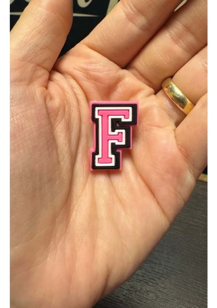Terlik Süsü/pembe F Harfi