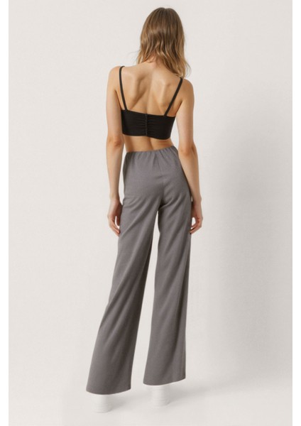 Beli Lastikli Ince Çizgili Geniş Paça Pantolon modelleri